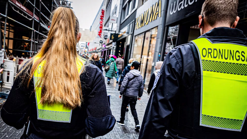 Der Konsum von Cannabis ist in Fußgängerzonen wie hier auf der Hohe Straße zwischen 7 und 20 Uhr untersagt. | Foto: Meike Böschemeyer. Pressefoto.